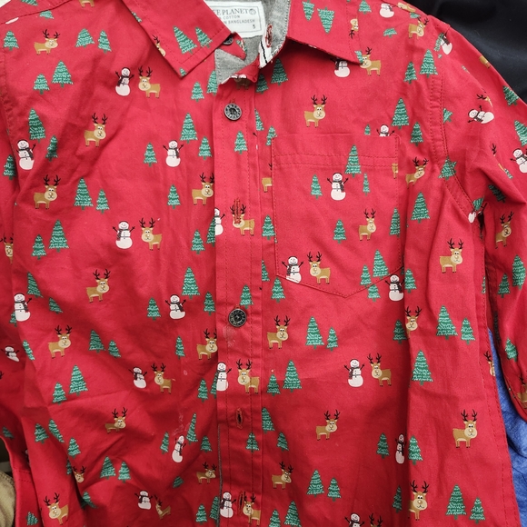 Free Planet Red Festive Print Men's Shirt - Picture 1 of 5